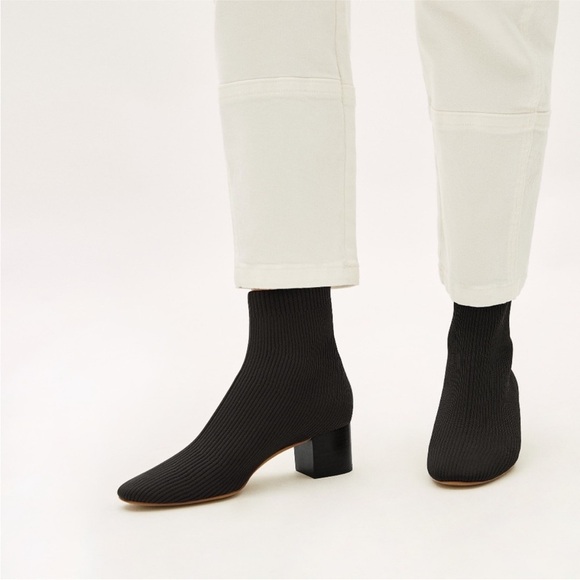 Everlane Reknit Glove Boots Size 7.5 Chunky Heel In Black Minimalist Work Office - Picture 3 of 12